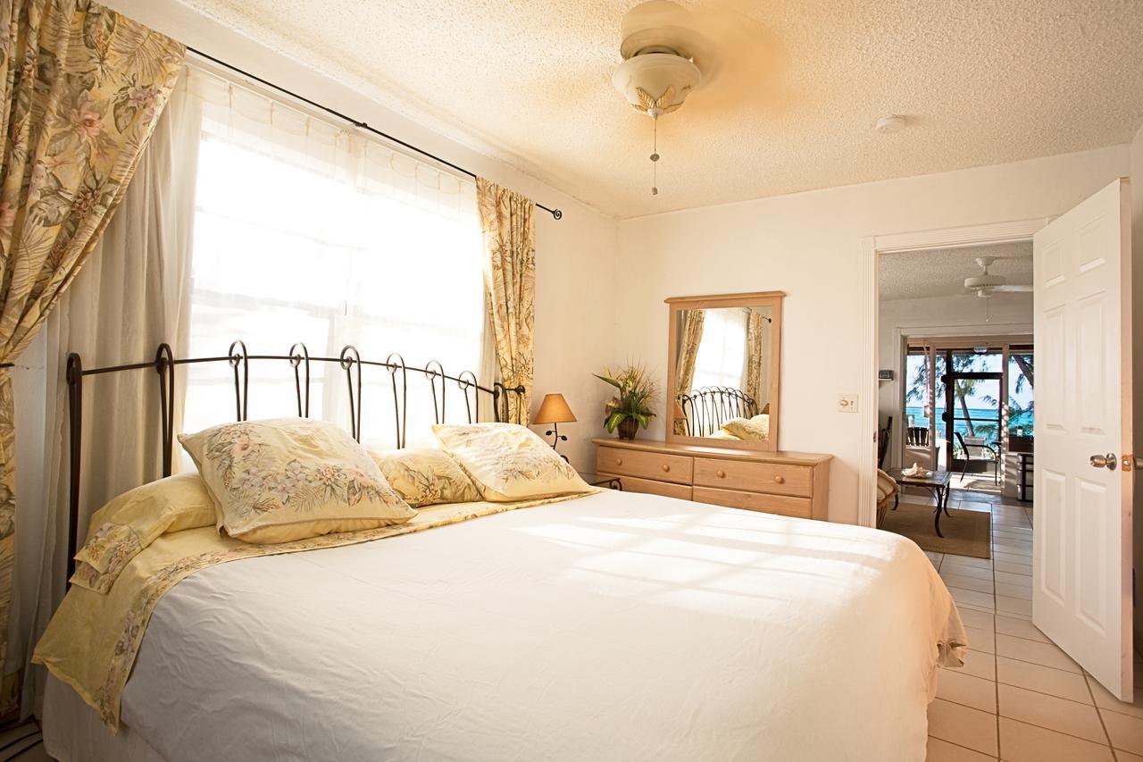 Hollywood Beach Suites Turks And Caicos Whitby 客房 照片